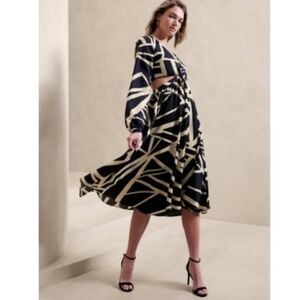 Banana Republic Twist Front Midi Dress NWT Size 0